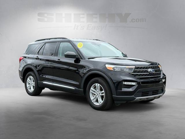 Certified 2024 Ford Explorer XLT w/ Equipment Group 202A AWD/4WD image 2
