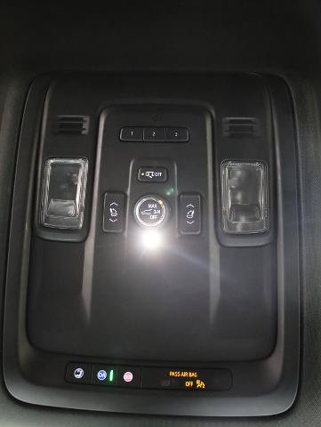 Used 2021 Chevrolet Tahoe Premier AWD/4WD image 22