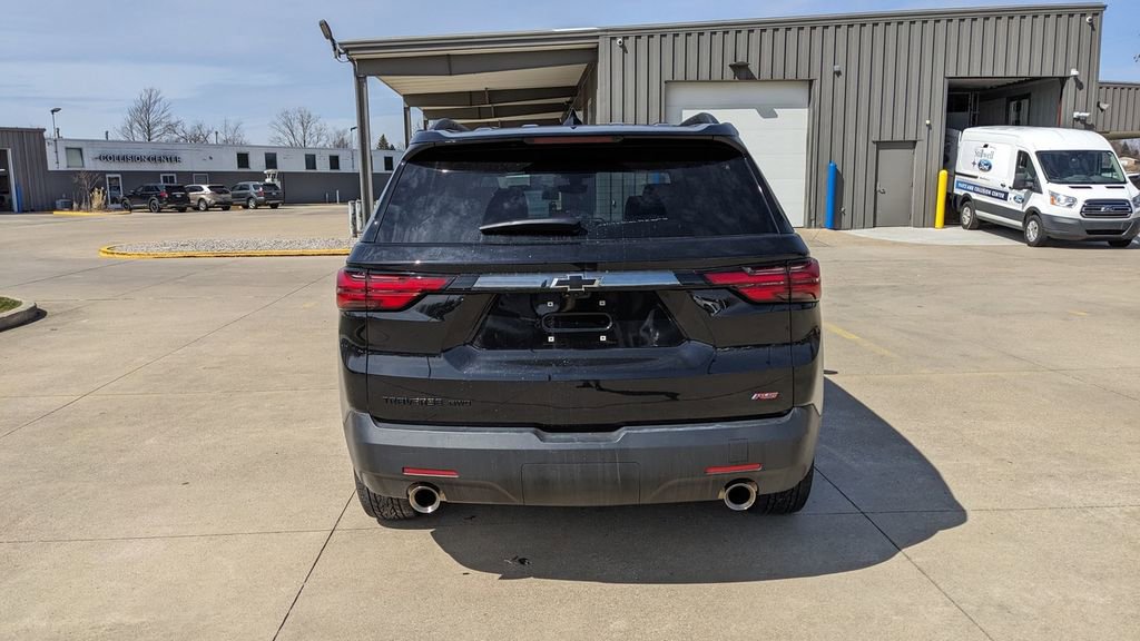 Used 2023 Chevrolet Traverse RS image 4