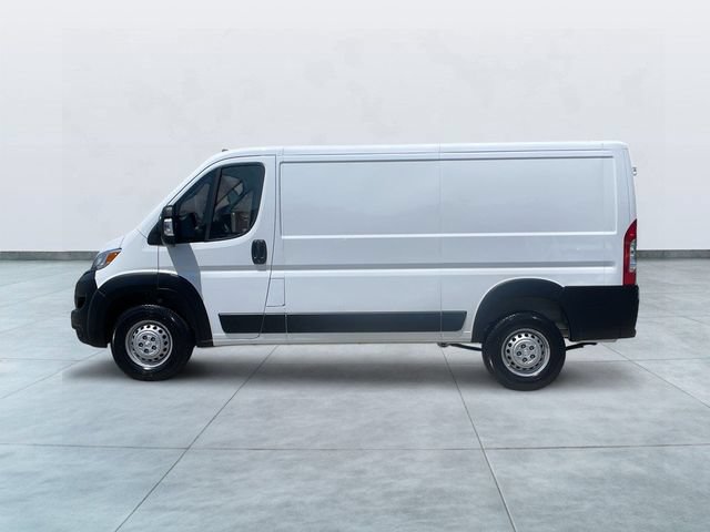 Used 2025 RAM ProMaster 2500 w/ Convenience Group FWD image 4