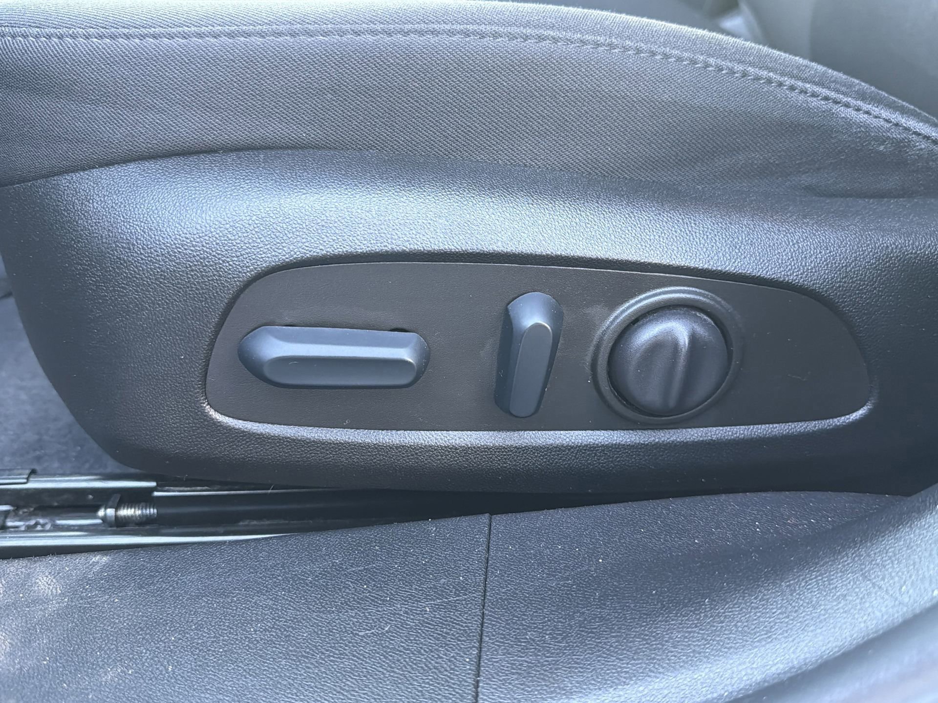 Used 2022 Chevrolet Malibu RS image 23