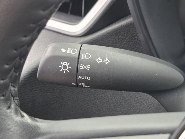Used 2025 Toyota Corolla SE FWD image 29