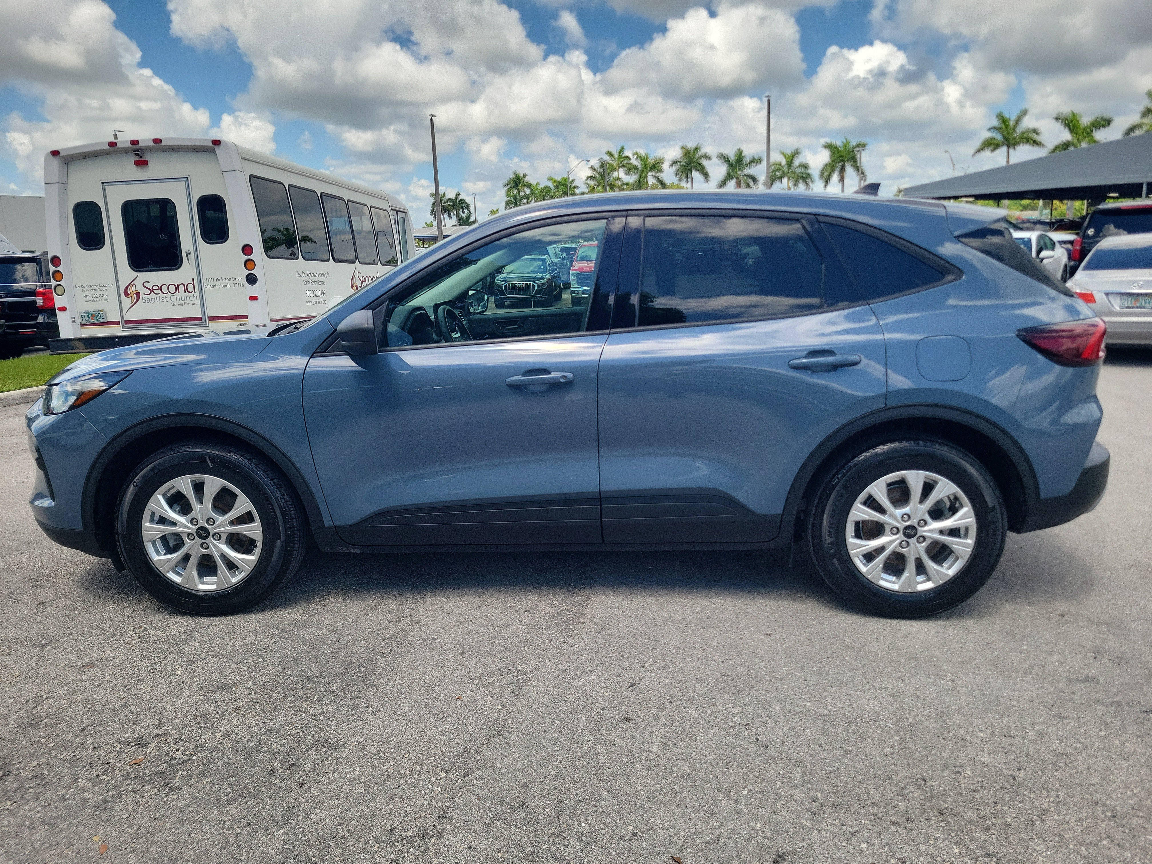 Certified 2025 Ford Escape Active w/ Tech Pack #1 FWD image 8