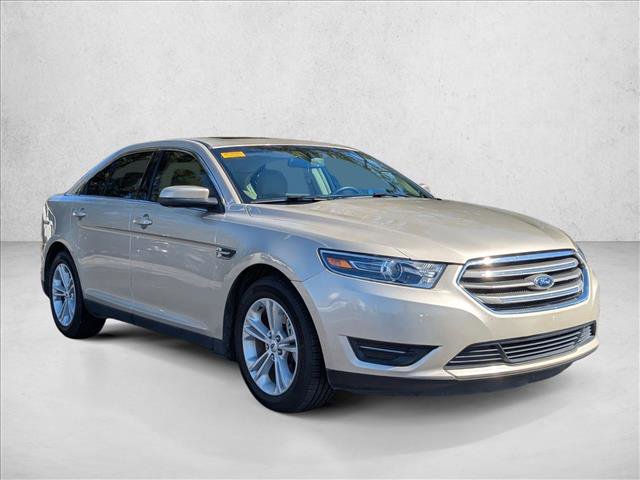 Certified 2018 Ford Taurus SEL w/ Equipment Group 201A image 3