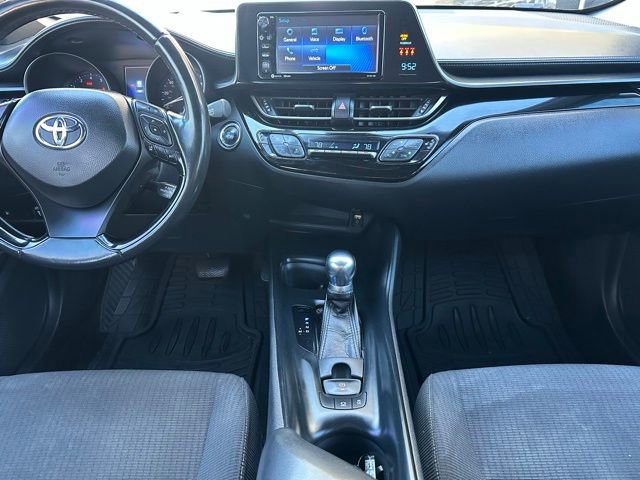 Used 2018 Toyota C-HR XLE image 16