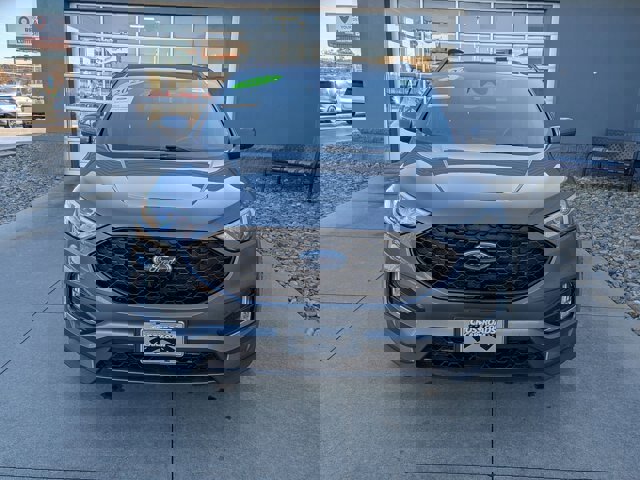 Certified 2022 Ford Edge ST-Line image 9