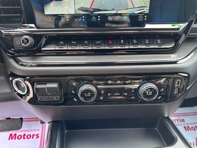 Used 2023 Chevrolet Silverado 1500 ZR2 AWD/4WD image 17