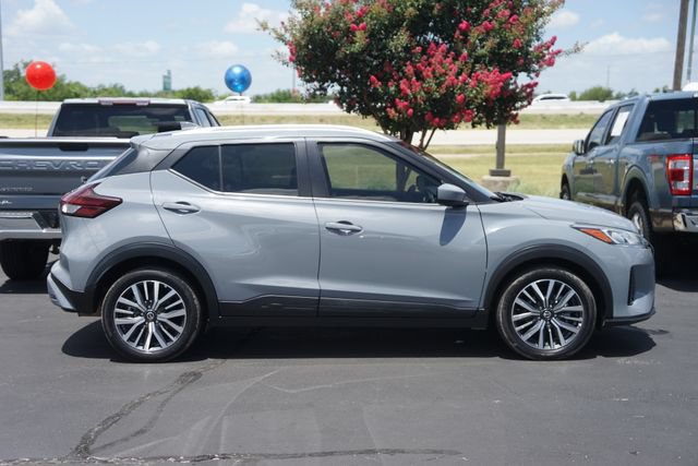 Used 2021 Nissan Kicks SV FWD image 5