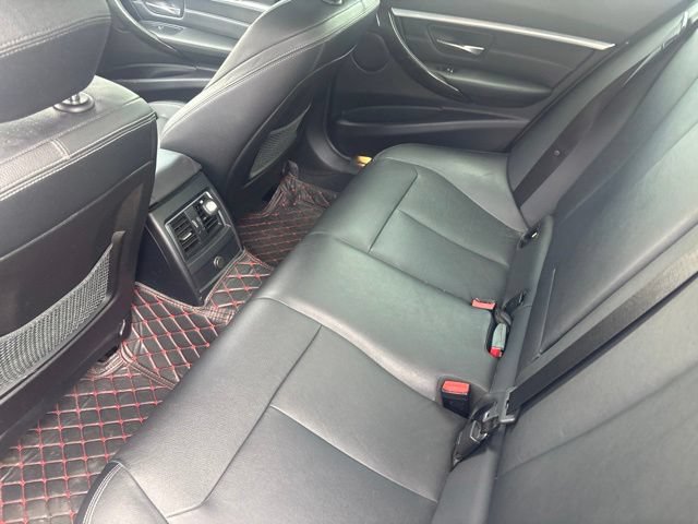 Used 2018 BMW 330e RWD image 14
