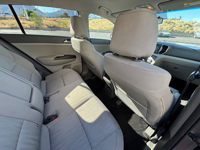 Used 2017 Kia Sportage LX AWD/4WD image 40