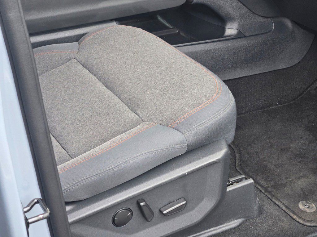 Certified 2025 Ford Expedition Active AWD/4WD image 8