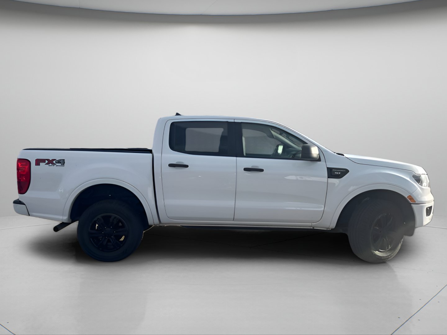 Certified 2019 Ford Ranger XLT w/ FX4 Off-Road Package AWD/4WD image 3