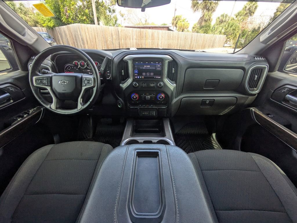 Used 2021 Chevrolet Silverado 1500 LT Trail Boss w/ Bed Protection Package AWD/4WD image 15