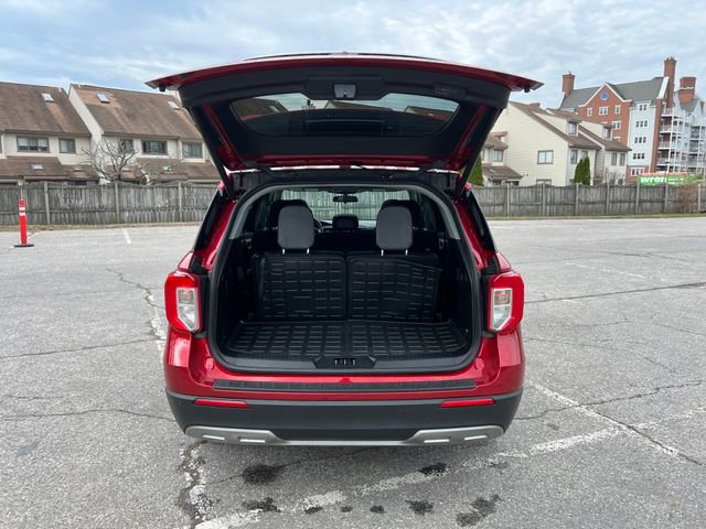 Certified 2023 Ford Explorer XLT w/ Equipment Group 202A image 28