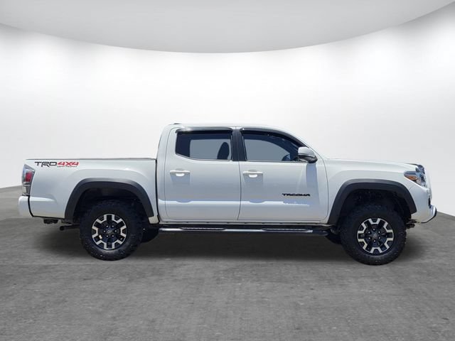 Used 2022 Toyota Tacoma TRD Off-Road w/ Technology Package AWD/4WD video 3