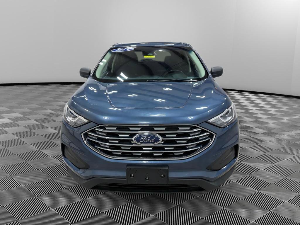Certified 2019 Ford Edge SE image 3