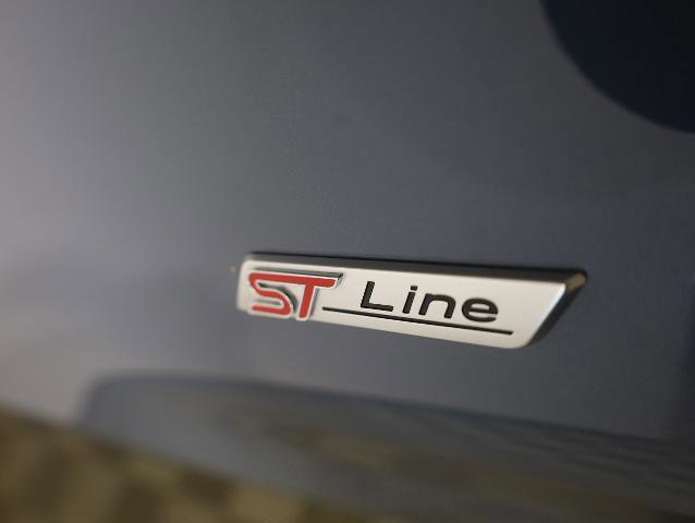 Certified 2025 Ford Explorer ST-Line w/ Premium Package AWD/4WD image 32