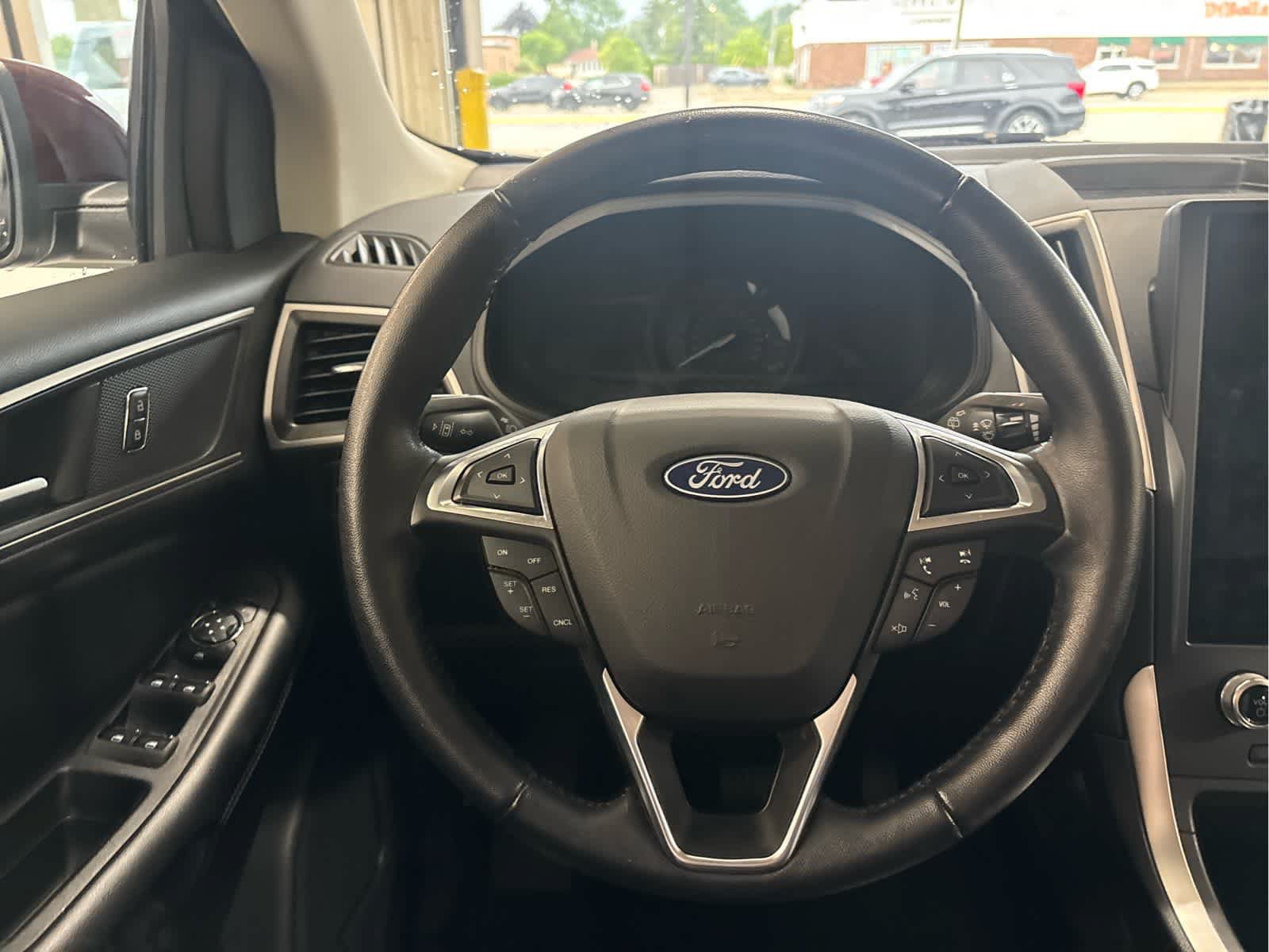 Certified 2023 Ford Edge SEL w/ Convenience Package AWD/4WD image 15