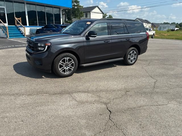 Certified 2025 Ford Expedition Active AWD/4WD image 16