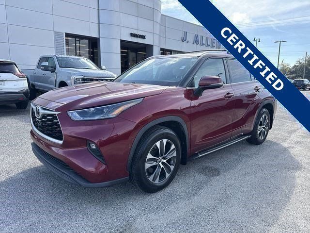 Used 2021 Toyota Highlander XLE