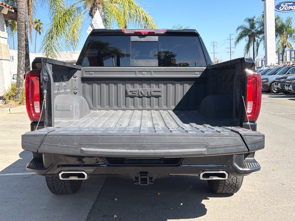 Used 2026 GMC Sierra 1500 Denali w/ Technology Package AWD/4WD image 16