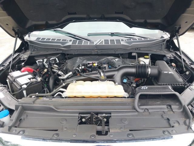 Certified 2022 Ford F150 XLT w/ Equipment Group 302A High image 28