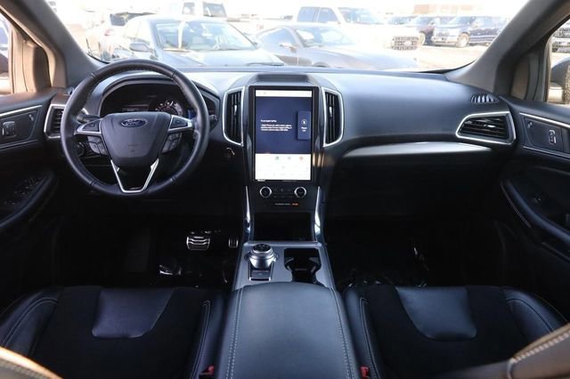 Certified 2022 Ford Edge ST image 21