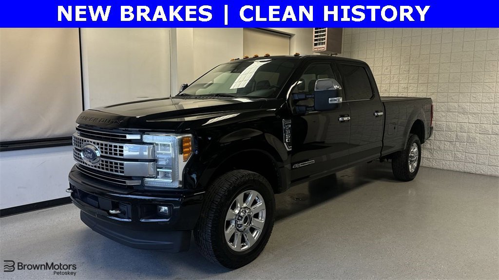 Certified 2017 Ford F350 Platinum w/ Platinum Ultimate Package image 12