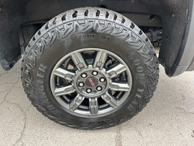 Used 2024 GMC Sierra 1500 AT4X AWD/4WD image 12