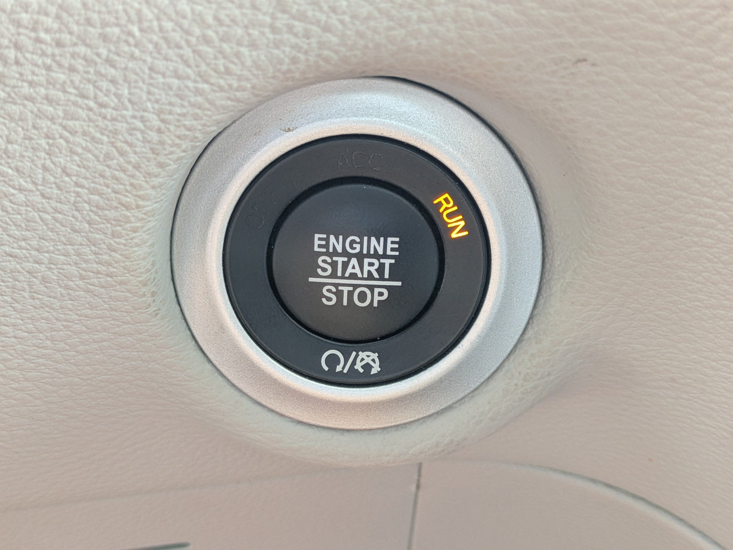 Used 2022 Chrysler Pacifica Limited FWD image 25