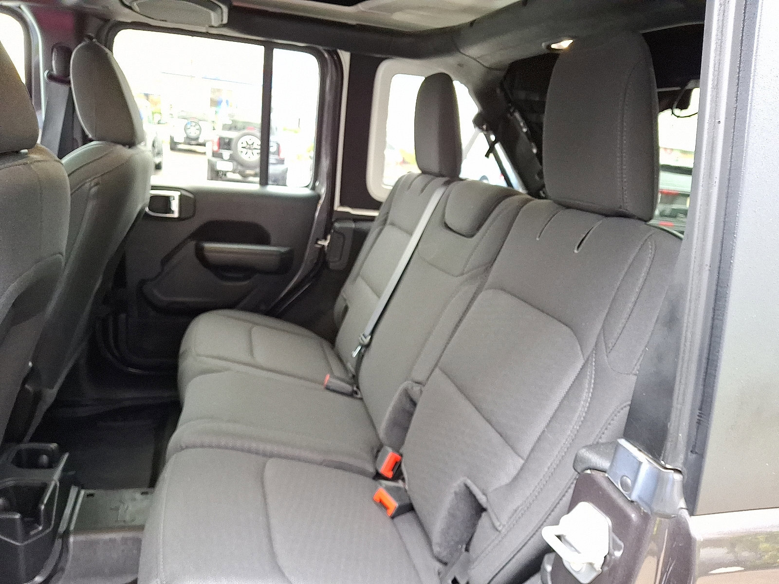 Used 2020 Jeep Wrangler Unlimited Sport image 11