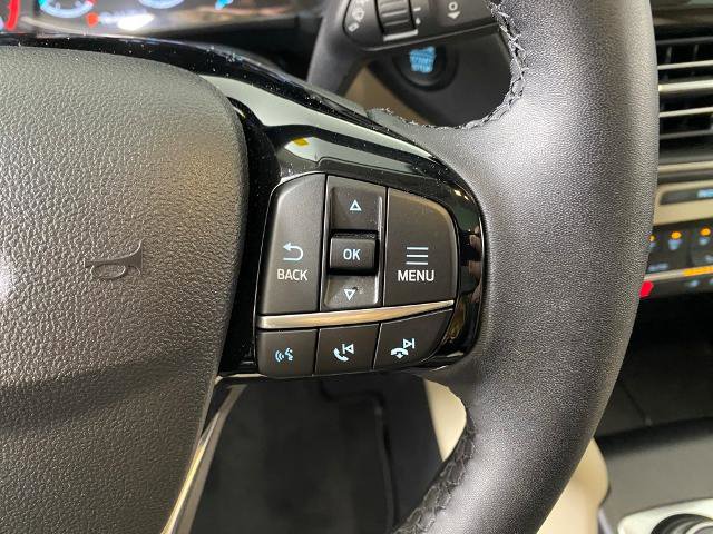 Certified 2022 Ford Escape SEL image 16