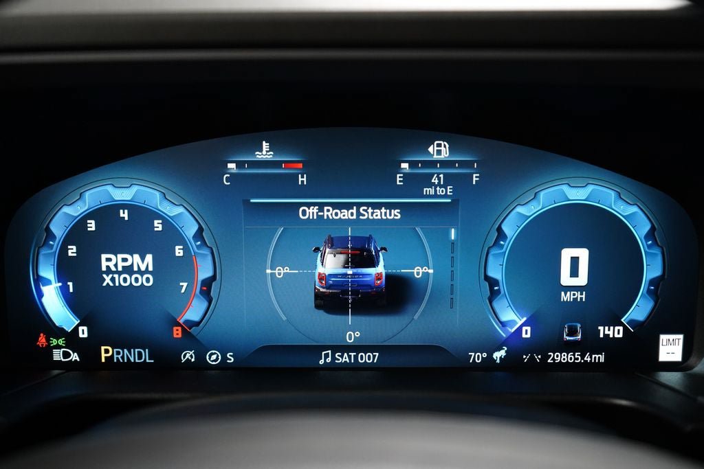 Certified 2025 Ford Bronco Sport Outer Banks w/ Outer Banks Tech Package+ AWD/4WD image 17