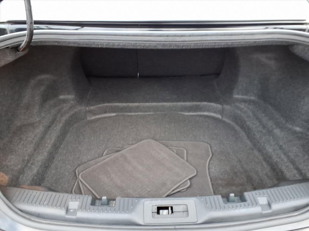 Certified 2018 Ford Taurus SEL w/ Equipment Group 201A image 10