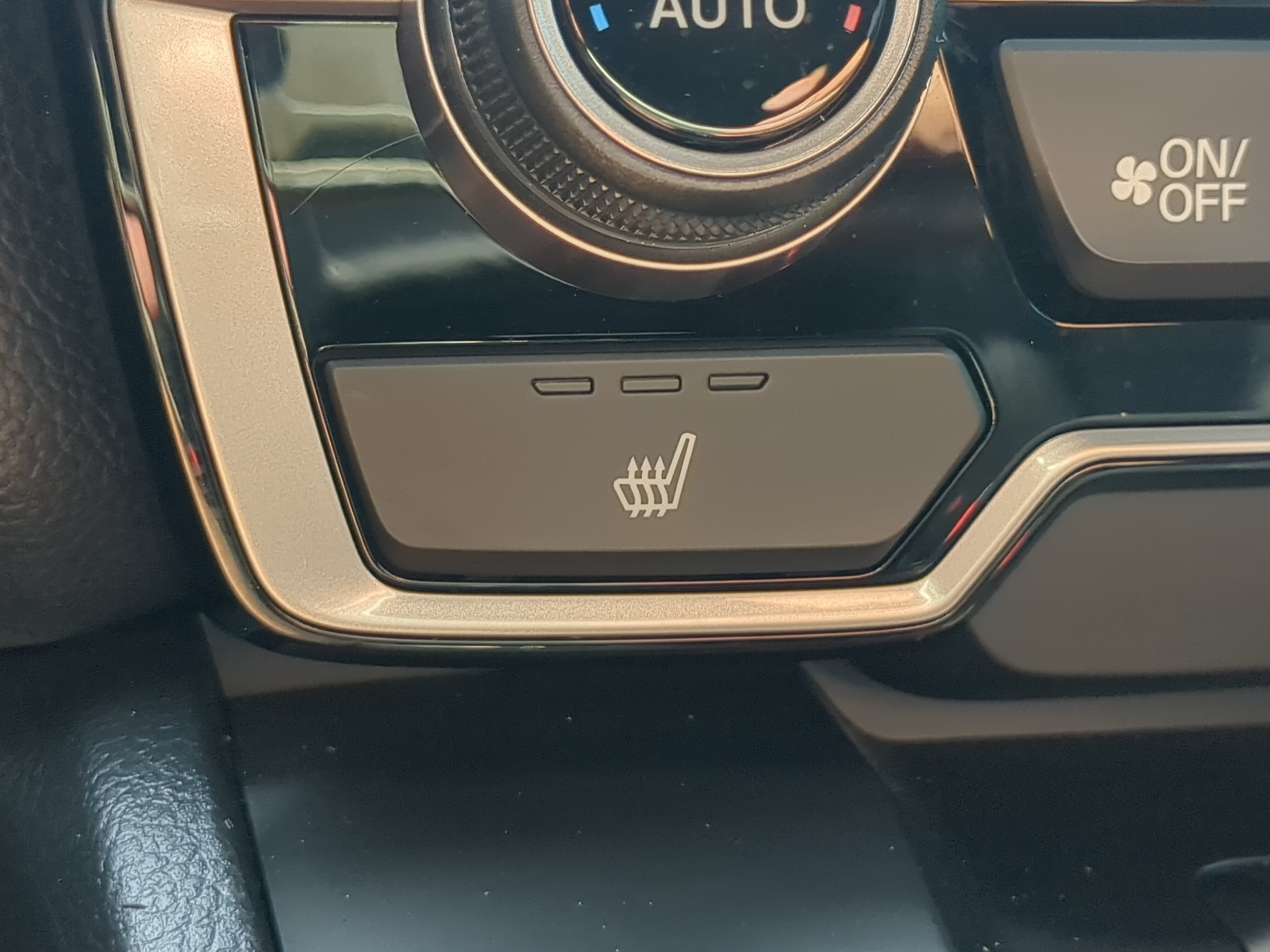 Used 2022 Honda CR-V Touring image 21