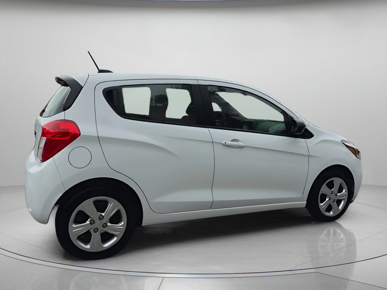 Used 2020 Chevrolet Spark LS image 23