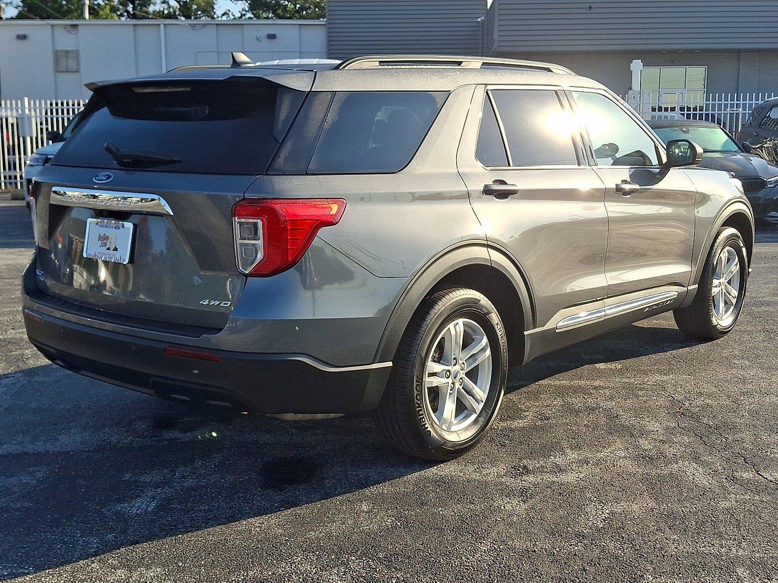 Certified 2023 Ford Explorer XLT AWD/4WD image 7