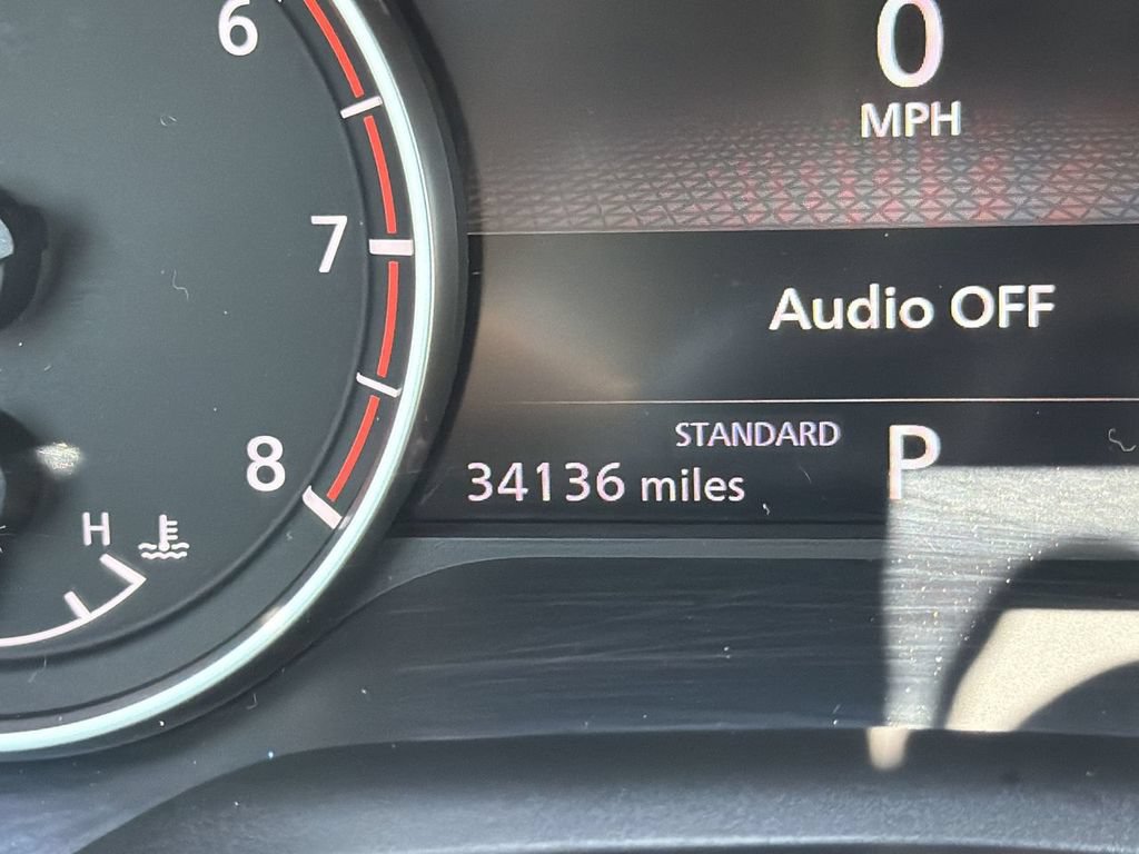 Used 2023 Nissan Rogue SV FWD image 14