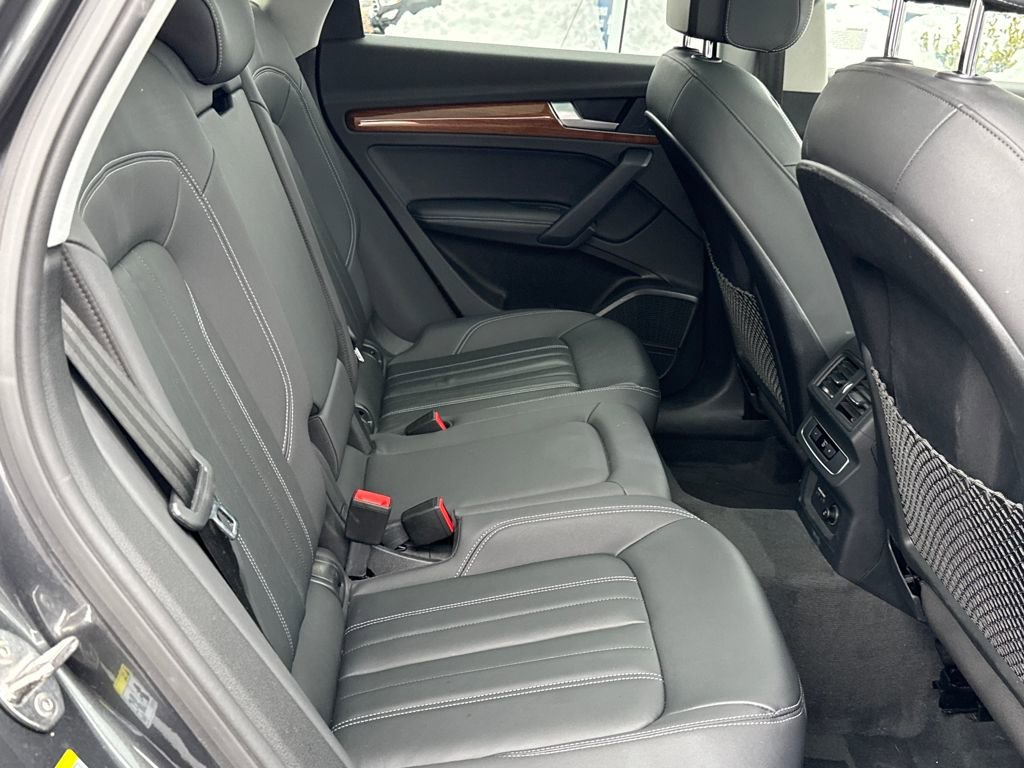 Used 2022 Audi Q5 2.0T Premium Plus w/ Premium Plus Package image 9