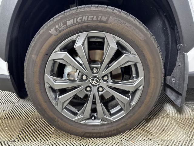 Used 2025 Toyota RAV4 Limited w/ Advanced Technology Package AWD/4WD image 6