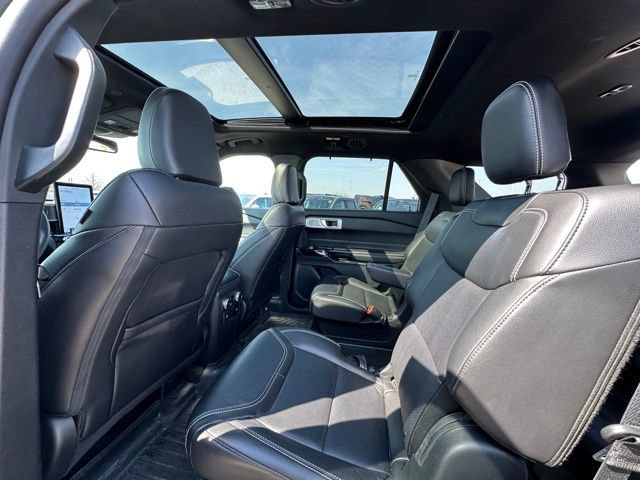 Certified 2023 Ford Explorer ST w/ Technology Package AWD/4WD image 20
