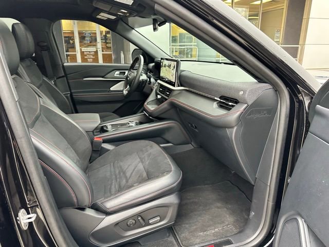 Certified 2025 Ford Explorer ST w/ Sun And Sound Package image 69