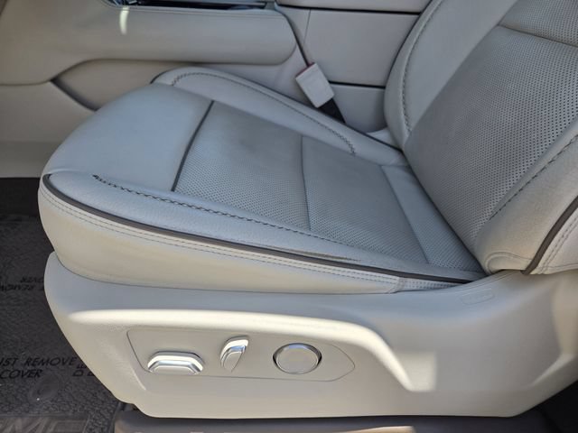 Used 2021 GMC Yukon XL Denali w/ Denali Ultimate Package AWD/4WD image 15