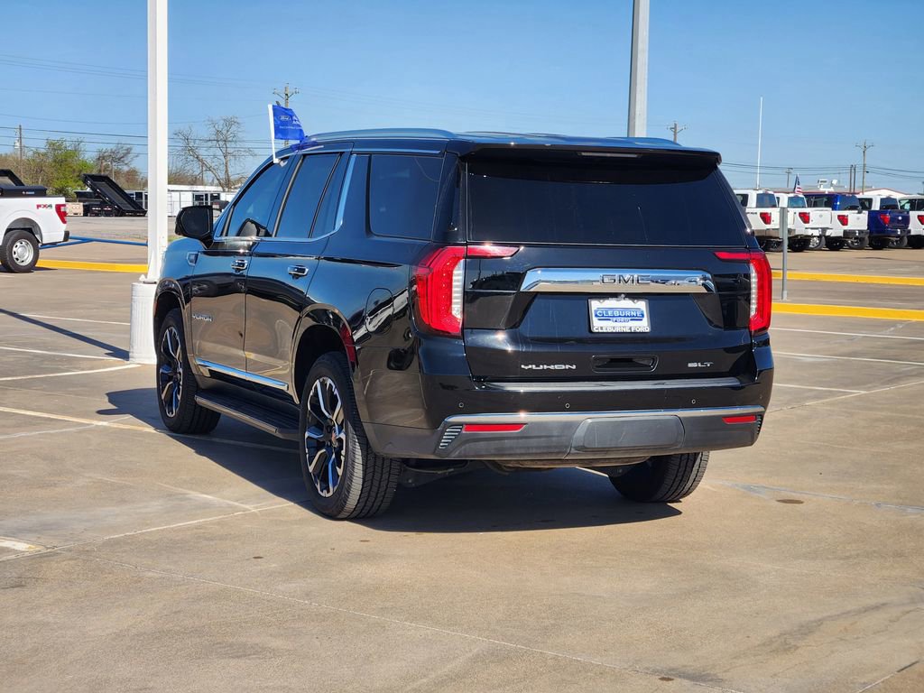 Used 2022 GMC Yukon SLT w/ SLT Premium Package image 4
