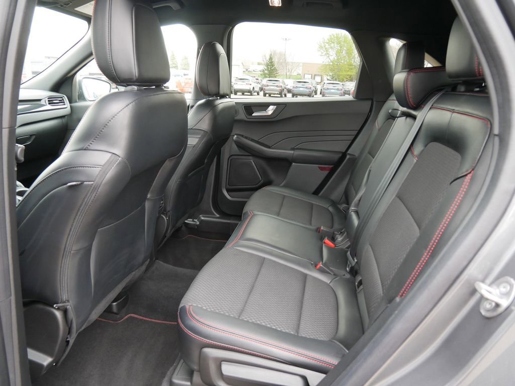 Certified 2023 Ford Escape ST-Line Select w/ Tech Pack #2 AWD/4WD image 11
