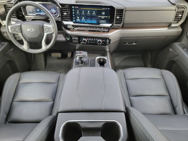 Used 2024 Chevrolet Silverado 1500 LT Trail Boss w/ Convenience Package II AWD/4WD image 25