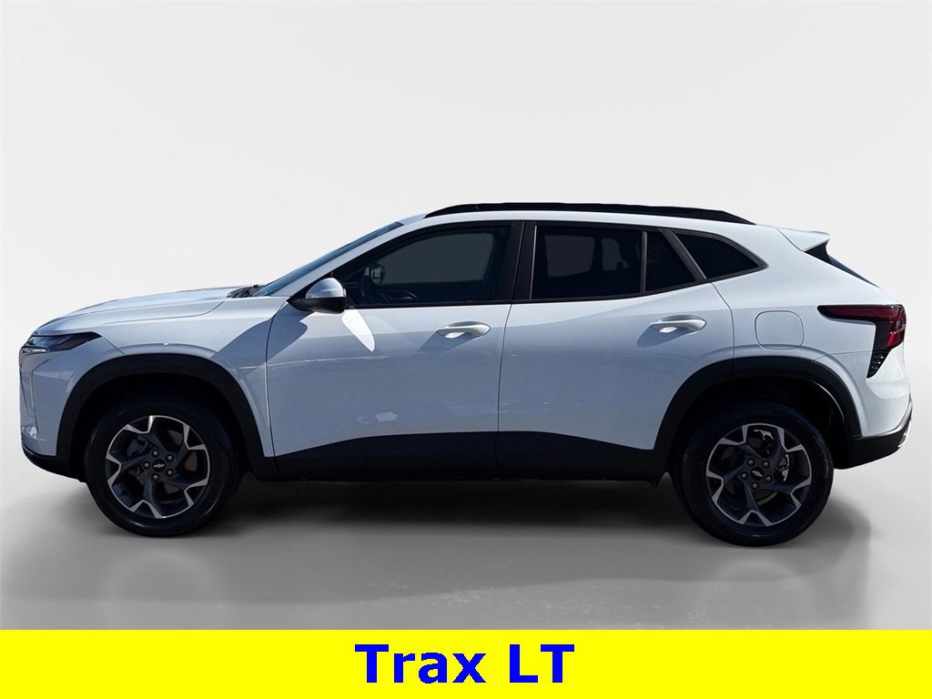 Used 2024 Chevrolet Trax LT image 6