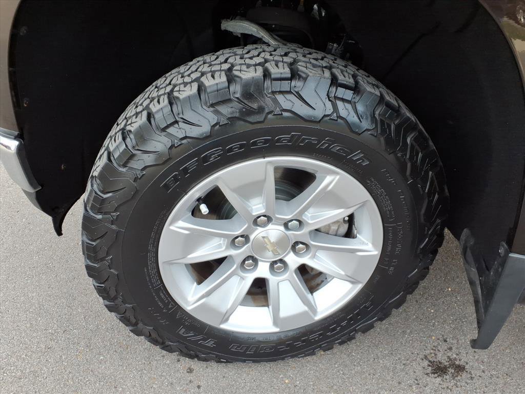 Used 2019 Chevrolet Silverado 1500 LT w/ All-Star Edition image 9