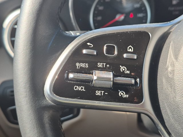 Used 2022 Mercedes-Benz GLC 300 4MATIC w/ Premium Package Lite image 18