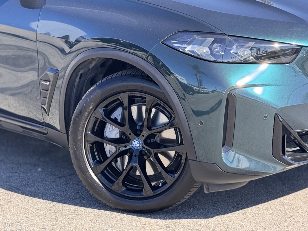 Used 2024 BMW X5 xDrive50e w/ Parking Assistance Package image 4